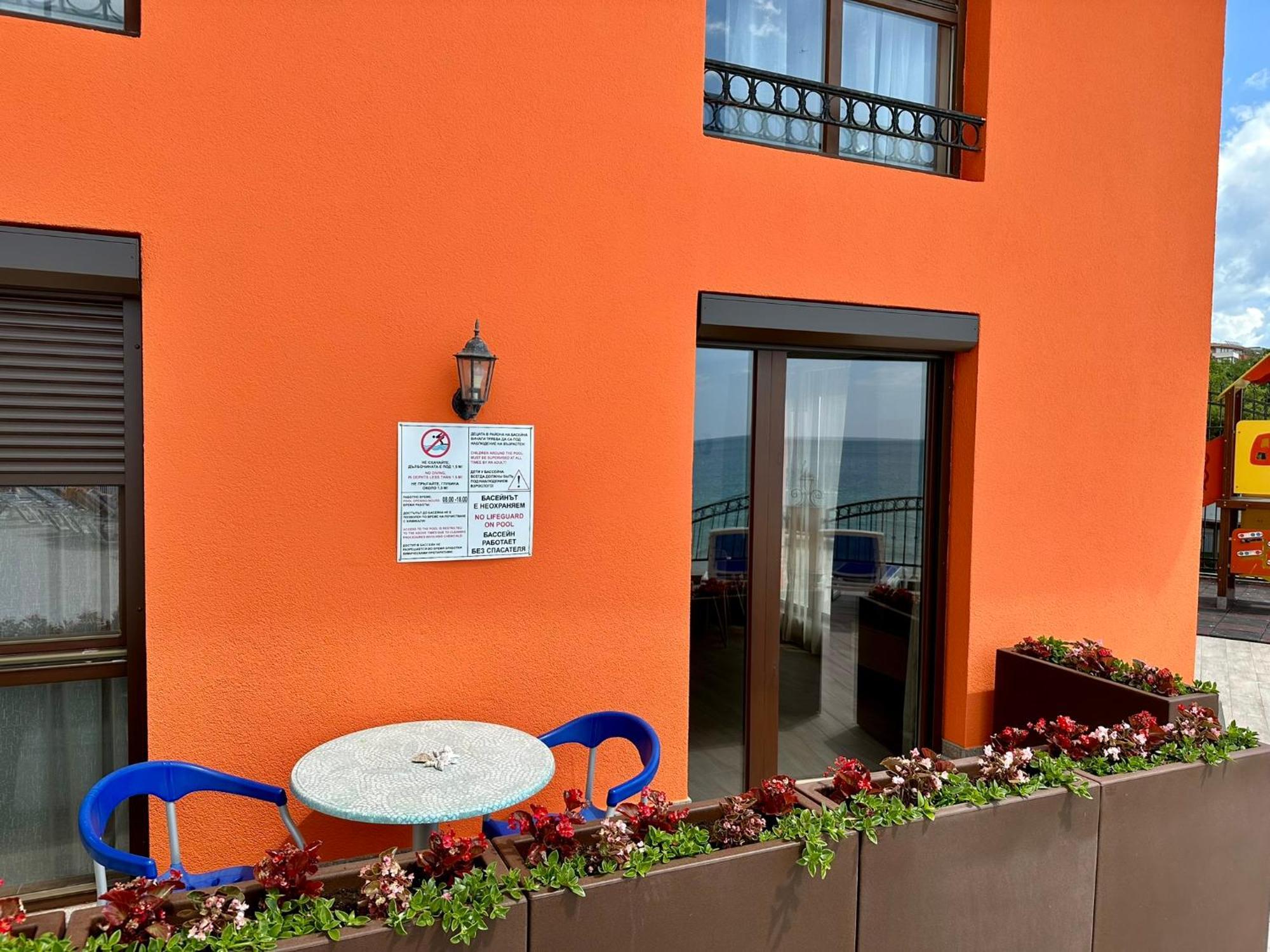 Apartment Complex Mirage Of Nessebar Bagian luar foto