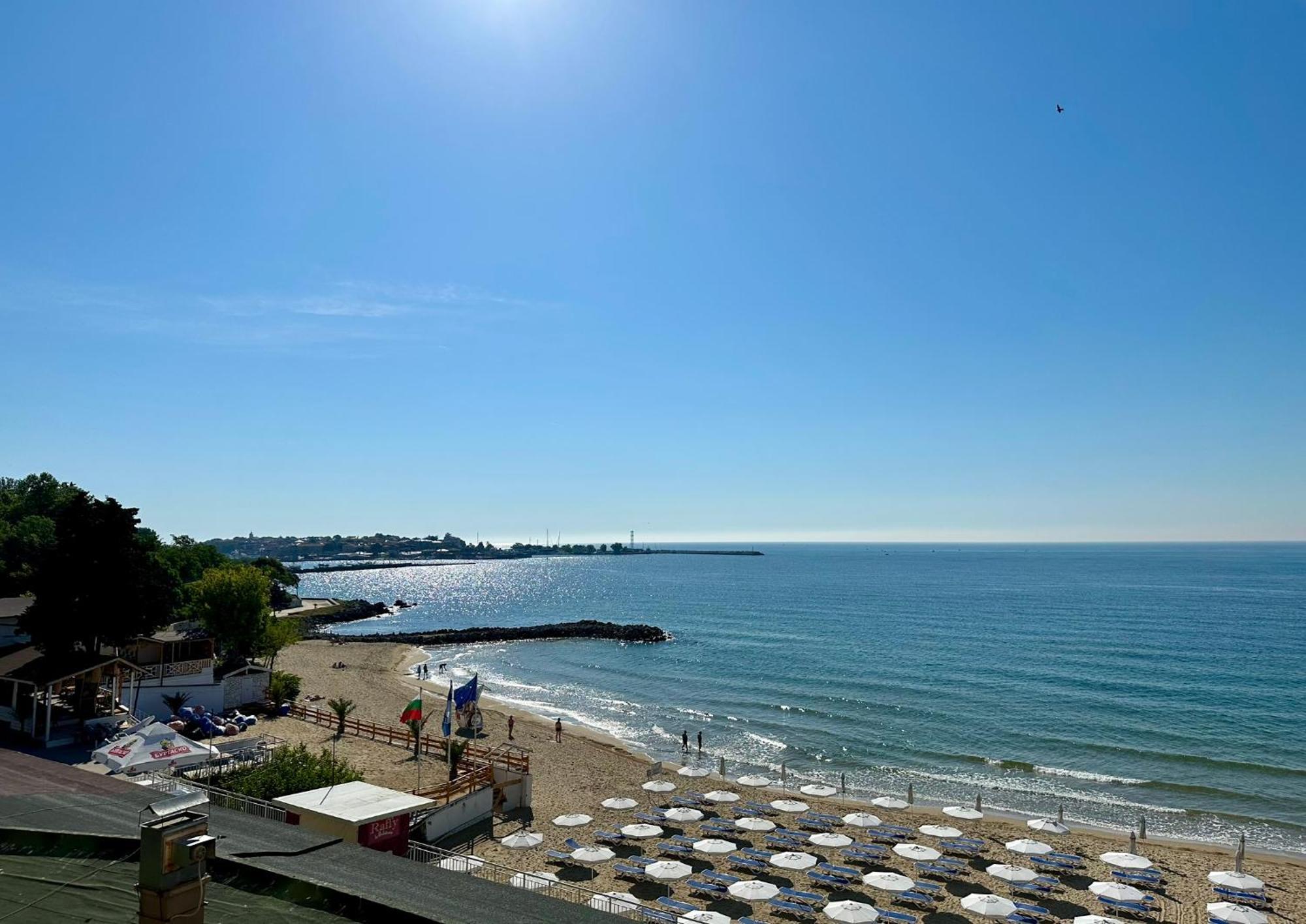 Apartment Complex Mirage Of Nessebar Bagian luar foto